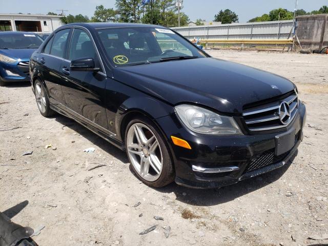 MERCEDES-BENZ C 300 4MAT 2014 with VIN WDDGF8AB2EA942425 - Photo from auction