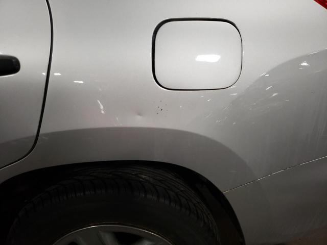 Photo 9 from auction – 2006 TOYOTA RAV4 with VIN JTMZK33V266002171