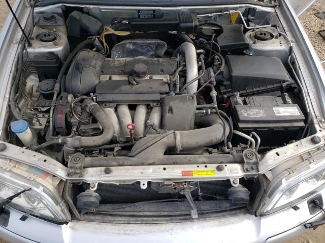 Photo 7 from auction – 2004 VOLVO S40 1.9T with VIN YV1VS275X4F093829