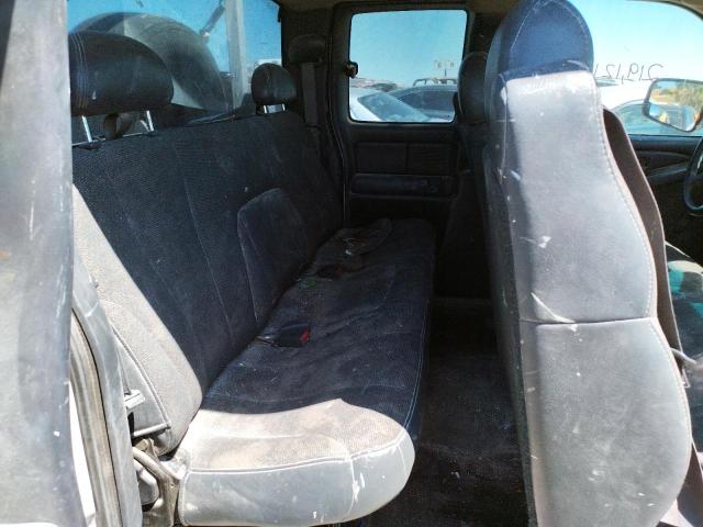 Photo 6 from auction – 2002 CHEVROLET SILVRDO LT with VIN 1GCHC29U32E148760