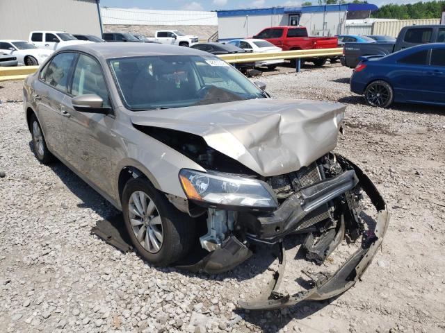VOLKSWAGEN PASSAT S 2015 with VIN 1VWAT7A32FC014337 - Photo from auction