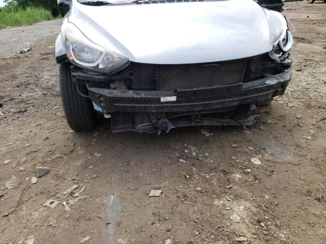 Photo 9 from auction – 2016 HYUNDAI ELANTRA SE with VIN 5NPDH4AE3GH687466