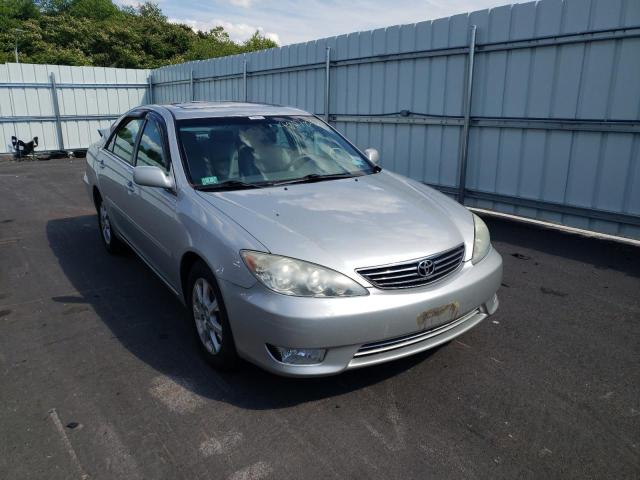 TOYOTA CAMRY LE 2005 with VIN 4T1BE30K15U103680 - Photo from auction