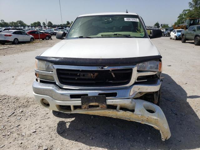 Photo 9 from auction – 2006 GMC NEW SIERRA with VIN 2GTEK13T561159850