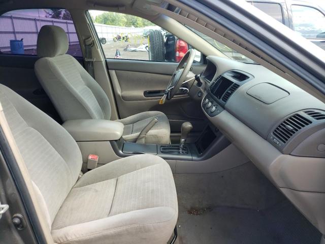 Photo 5 from auction – 2005 TOYOTA CAMRY LE with VIN 4T1BF32K15U599073