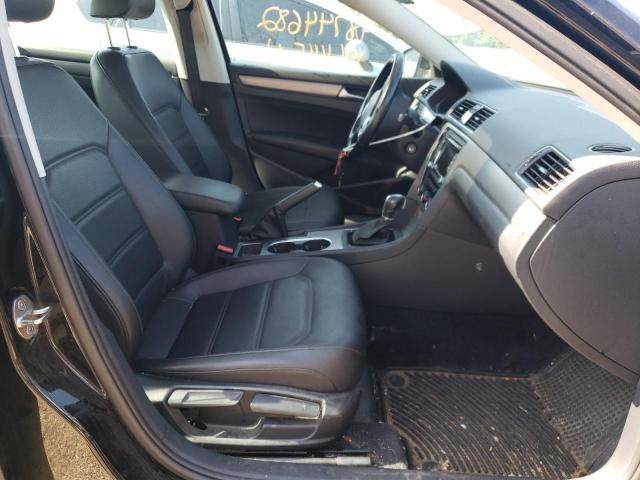 Photo 5 from auction – 2015 VOLKSWAGEN PASSAT SE with VIN 1VWBV7A33FC018105
