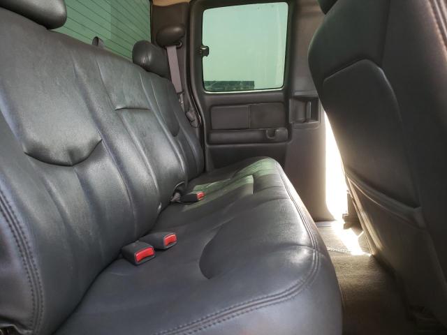 Photo 6 from auction – 2004 CHEVROLET SILVERADO with VIN 1GCHK29194E103236