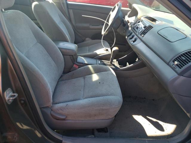 Photo 5 from auction – 2004 TOYOTA CAMRY LE with VIN 4T1BE32KX4U855311