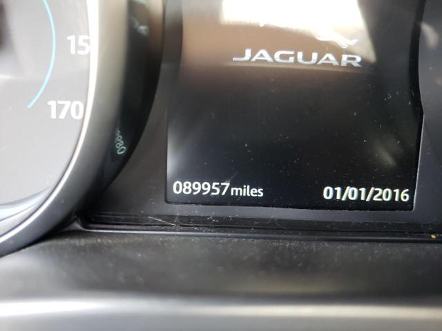 Photo 8 from auction – 2018 JAGUAR XE with VIN SAJAR4FX4JCP30209