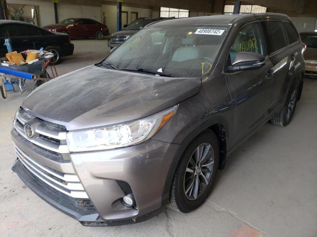 Photo 2 from auction – 2018 TOYOTA HIGHLANDER with VIN 5TDJZRFH2JS915104