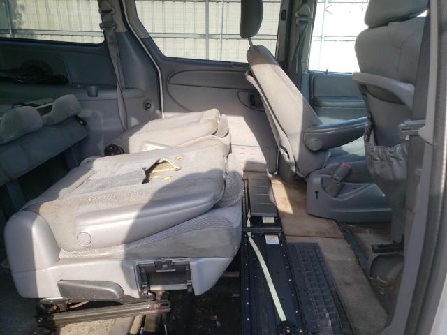 Photo 6 from auction – 2005 DODGE GRAND CARA with VIN 2D4GP44L45R324140