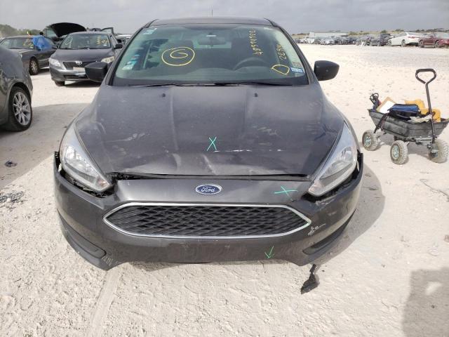 Photo 9 from auction – 2018 FORD FOCUS S with VIN 1FADP3E20JL229146