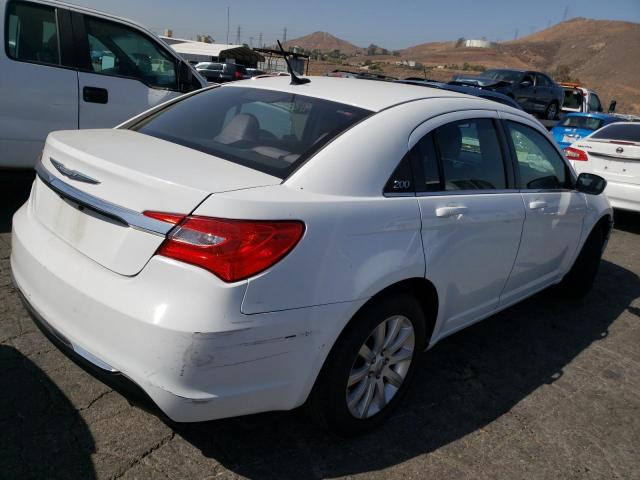 Photo 4 from auction – 2013 CHRYSLER 200 TOURIN with VIN 1C3CCBBBXDN764496