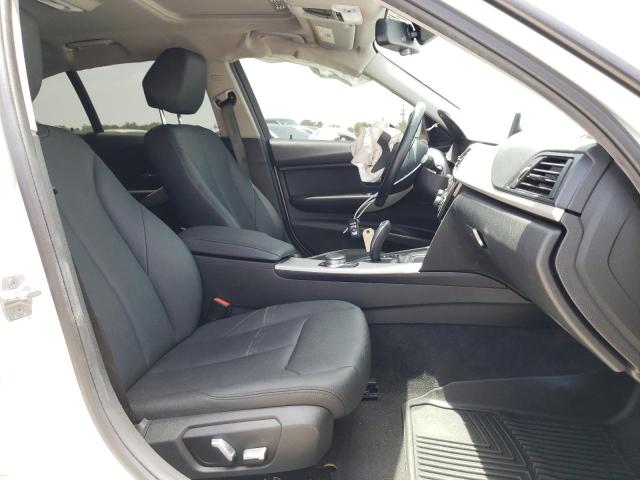 Photo 5 from auction – 2018 BMW 320 XI with VIN WBA8E5G53JNV02974