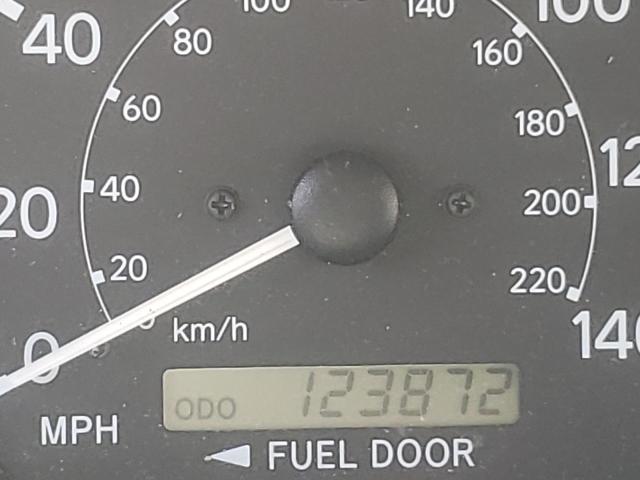 Photo 8 from auction – 2001 TOYOTA CAMRY CE with VIN JT2BG22K710546559