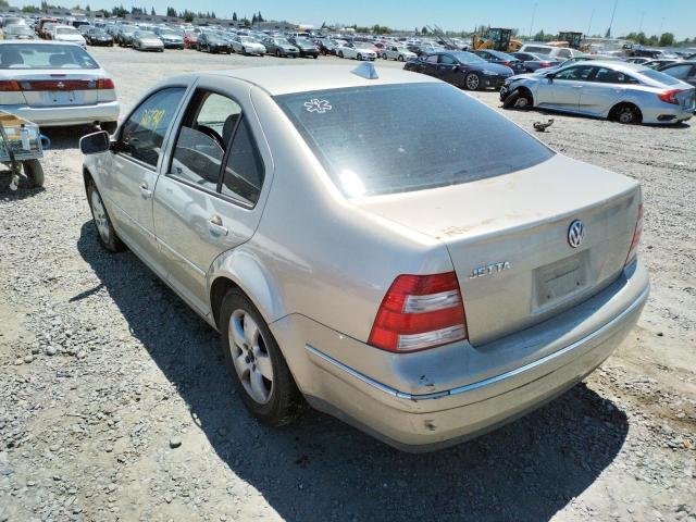 Photo 3 from auction – 2004 VOLKSWAGEN JETTA with VIN 3VWSA69MX4M039516
