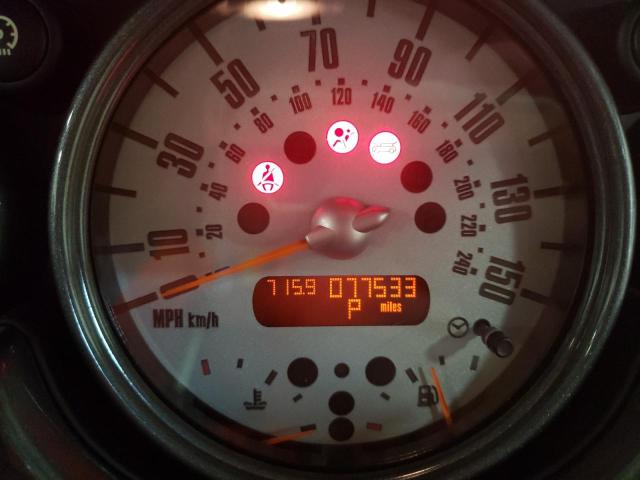 Photo 8 from auction – 2005 MINI COOPER with VIN WMWRC33405TJ66827