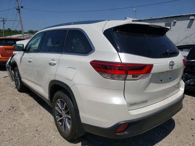 Photo 3 from auction – 2019 TOYOTA HIGHLANDER with VIN 5TDJZRFH4KS604713