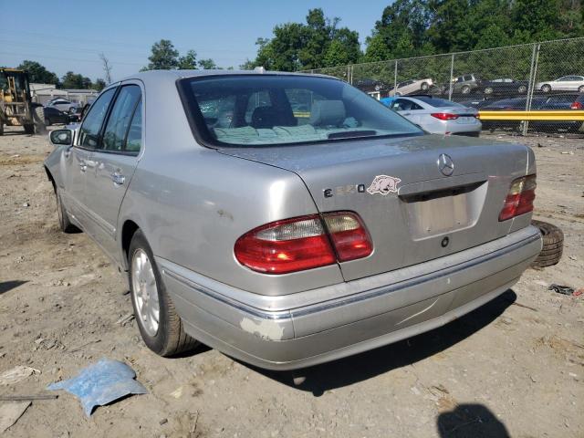 Photo 3 from auction – 2001 MERCEDES-BENZ E 320 with VIN WDBJF65J51B380576