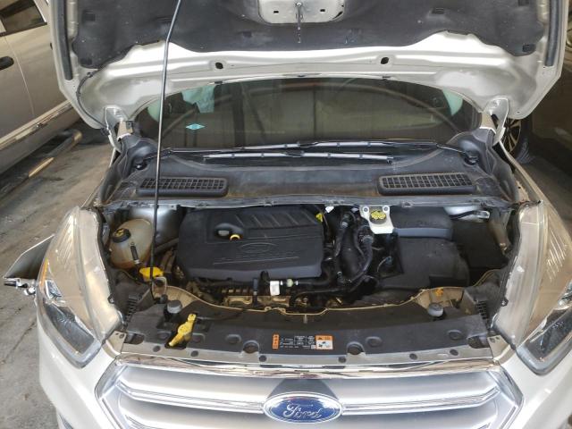 Photo 7 from auction – 2017 FORD ESCAPE SE with VIN 1FMCU9GD3HUE03369