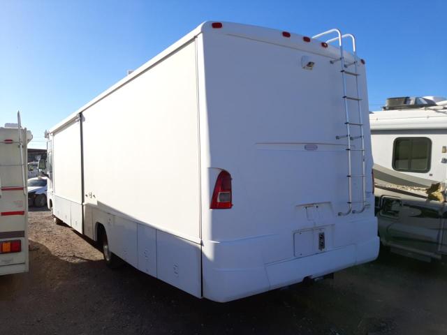 Photo 3 from auction – 2003 WINNEBAGO ADVENTURER with VIN 5B4MP67G133355951