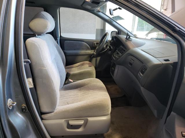 Photo 5 from auction – 2000 TOYOTA SIENNA LE with VIN 4T3ZF13C0YU317902