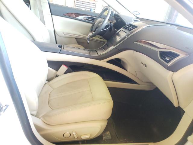 Photo 5 from auction – 2013 LINCOLN MKZ with VIN 3LN6L2G92DR800396