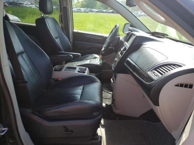 Photo 5 from auction – 2012 CHRYSLER TOWN & COU with VIN 2C4RC1BG0CR197843