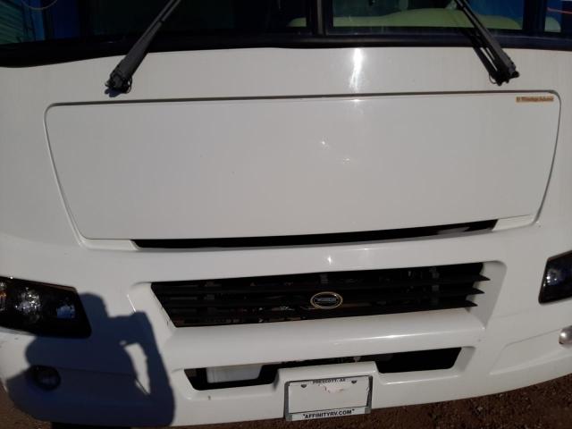 Photo 7 from auction – 2003 WINNEBAGO ADVENTURER with VIN 5B4MP67G133355951