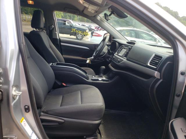 Photo 5 from auction – 2018 TOYOTA HIGHLANDER with VIN 5TDBZRFH9JS842995