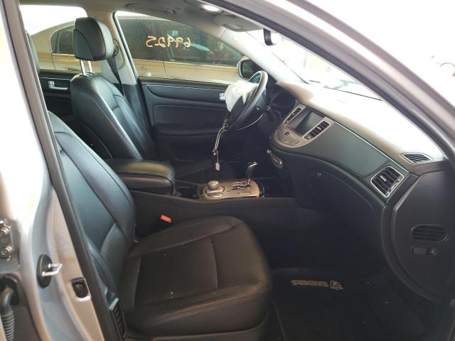 Photo 5 from auction – 2012 HYUNDAI GENESIS 5. with VIN KMHGC4DH3CU180810