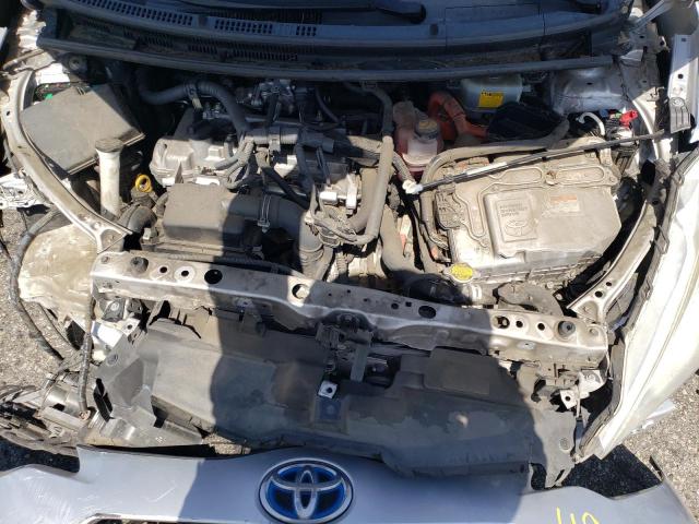 Photo 7 from auction – 2013 TOYOTA PRIUS C with VIN JTDKDTB35D1034733