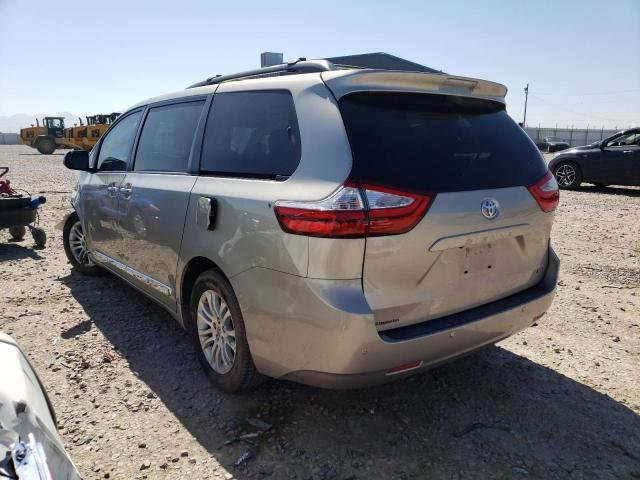 Photo 3 from auction – 2015 TOYOTA SIENNA XLE with VIN 5TDYK3DC3FS671283