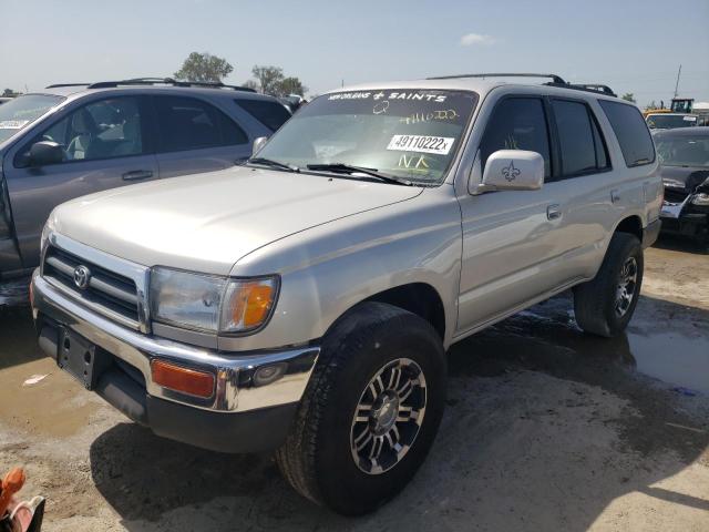 Photo 2 from auction – 1998 TOYOTA 4RUNNER SR with VIN JT3GN86R2W0066907