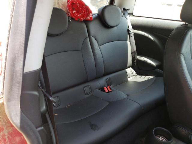 Photo 6 from auction – 2010 MINI COOPER with VIN WMWMF3C57ATZ27132