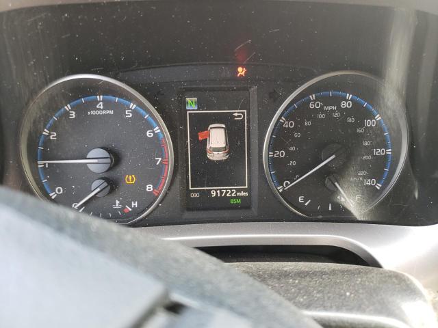 Photo 8 from auction – 2018 TOYOTA RAV4 ADVEN with VIN JTMWFREV5JD114412