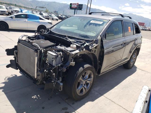 Photo 2 from auction – 2019 TOYOTA HIGHLANDER with VIN 5TDDZRFH8KS938837