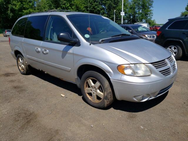DODGE GRAND CARA 2005 with VIN 2D4GP44L75R517124 - Photo from auction