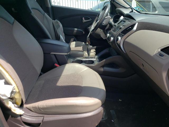 Photo 5 from auction – 2012 HYUNDAI TUCSON GLS with VIN KM8JUCAC3CU368457