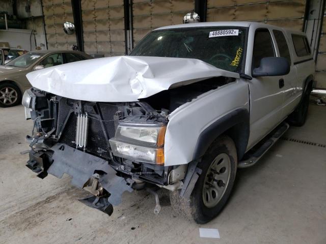 Photo 2 from auction – 2007 CHEVROLET SILVERADO with VIN 1GCEC19V77Z100328