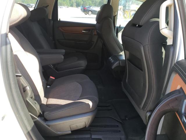 Photo 6 from auction – 2017 CHEVROLET TRAVERSE L with VIN 1GNKRGKD0HJ131708