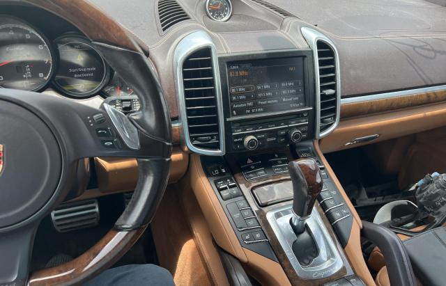 Photo 9 from auction – 2013 PORSCHE CAYENNE TU with VIN WP1AC2A27DLA91116