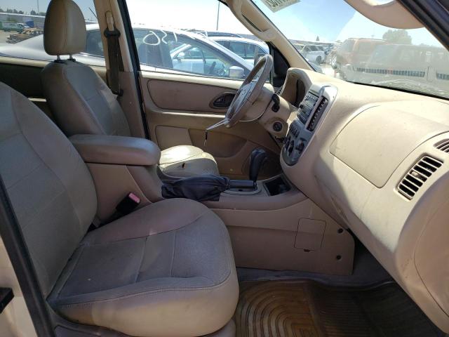 Photo 5 from auction – 2005 FORD ESCAPE LIM with VIN 1FMYU94145KA02498