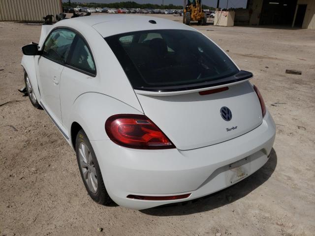 Photo 3 from auction – 2019 VOLKSWAGEN BEETLE S with VIN 3VWFD7AT3KM706375