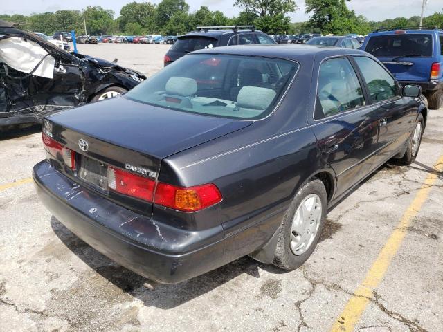 Photo 4 from auction – 2000 TOYOTA CAMRY with VIN 4T1BG22K7YU756326