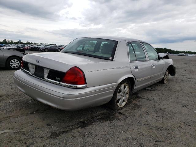 Photo 4 from auction – 2011 FORD CROWN VICT with VIN 2FABP7EV8BX146755
