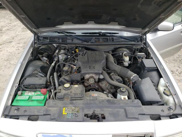 Photo 7 from auction – 2004 MERCURY GRAND MARQ with VIN 2MEFM75W94X631971