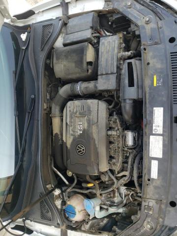 Photo 7 from auction – 2015 VOLKSWAGEN PASSAT S with VIN 1VWAT7A3XFC115979