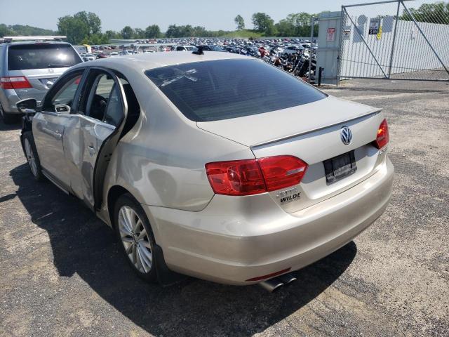 Photo 3 from auction – 2013 VOLKSWAGEN JETTA SEL with VIN 3VWLX7AJ6DM225564