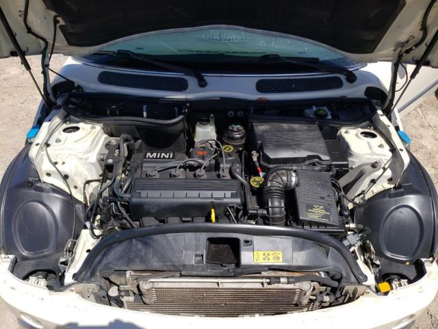 Photo 7 from auction – 2004 MINI COOPER with VIN WMWRC33494TJ55047